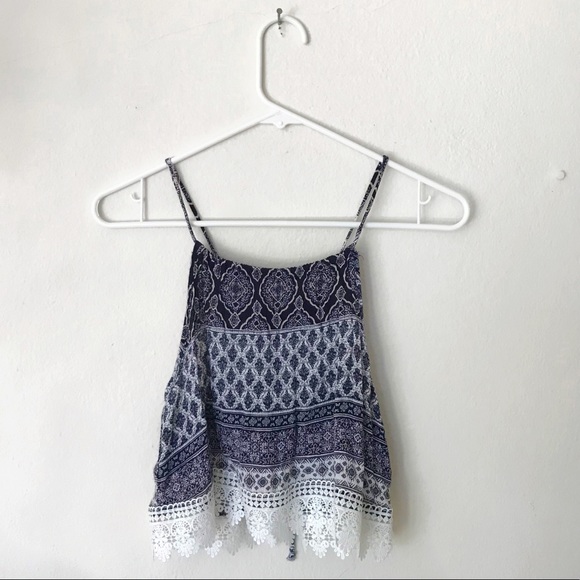 Flowy Lace Crop Top - Picture 1 of 4